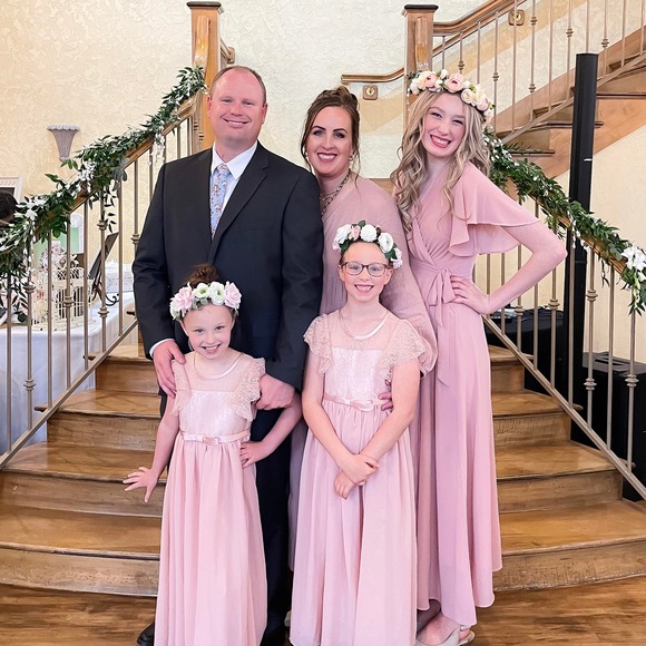 Meet your Posher, Emily - Picture 1 of 1